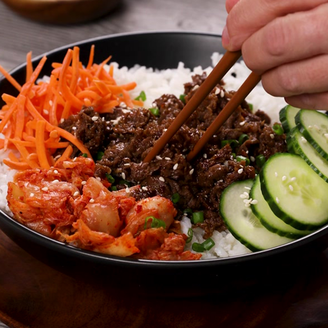 Korean Barbecue Beef Bowls